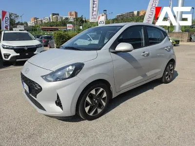 Usata Hyundai i10 67 CV (49 kW) 2023 Grigio Utilitaria