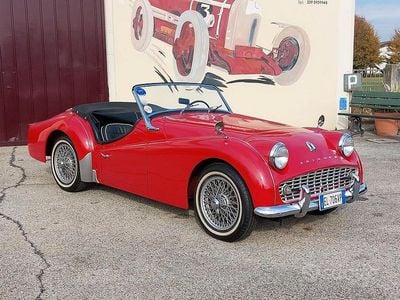Usata Triumph TR3 100 CV (73 kW) 1960 Rosso Cabrio