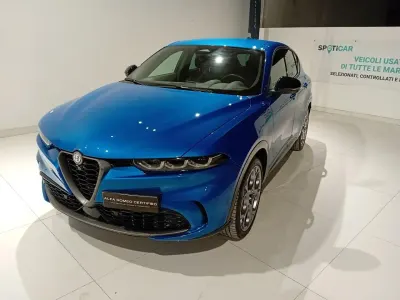 Second-hand Alfa Romeo Tonale Edizione Speciale 280 CP (205 kW) 2023 Albastru SUV