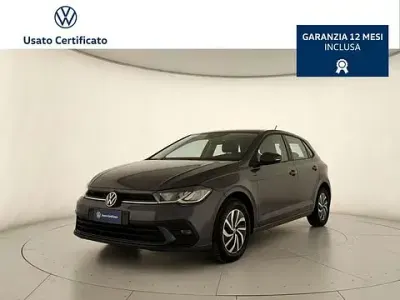 Usata VW Polo Life 95 CV (69 kW) 2025 Grigio Utilitaria