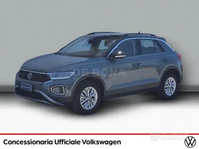 Usata VW T-Roc Life 116 CV (85 kW) 2025 Azzurro SUV