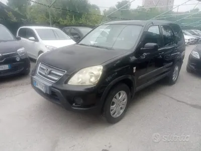 Usata Honda CR-V 140 CV (102 kW) 2006 Nero SUV