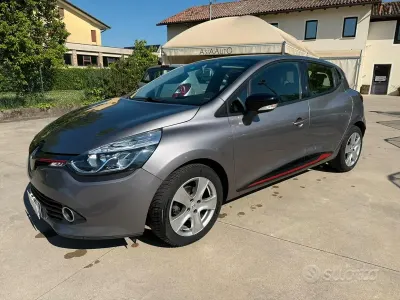 Second-hand Renault Clio IV 75 CP (55 kW) 2014 Gri Berlinǎ