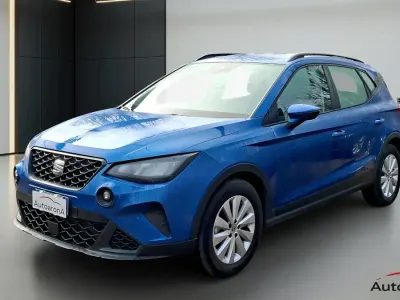 Usata Seat Arona Style 116 CV (85 kW) 2025 5z blu ravenna metallizzato/tetto nero SUV