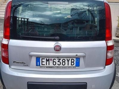 Usata Fiat Panda 4x4 Climbing 75 CV (55 kW) 2012 Grigio Utilitaria