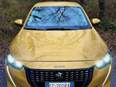 Usata Peugeot 208 Allure 101 CV (74 kW) 2021 Giallo Utilitaria