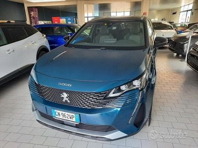 Gebraucht Peugeot 5008 GT 130 PS (95 kW) 2023 Blau SUV