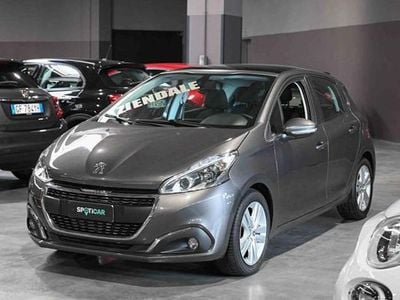 Usata Peugeot 208 Allure 82 CV (60 kW) 2019 Grigio Utilitaria