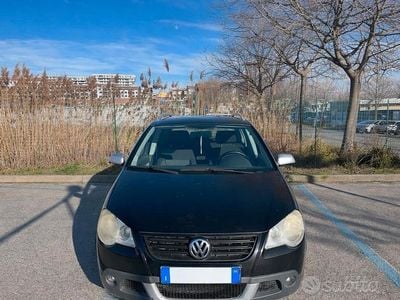 Usata VW Polo Cross 69 CV (50 kW) 2006 Nero Utilitaria