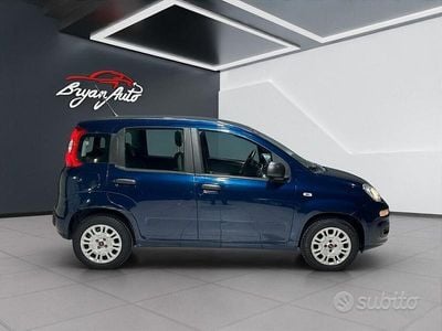 Usata Fiat Panda Pop 69 CV (50 kW) 2019 Blu Utilitaria