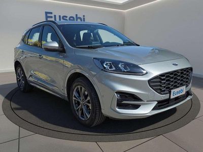 Usata Ford Kuga ST-Line X 152 CV (111 kW) 2023 Solar silver SUV