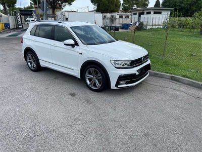 usata VW Tiguan 1.6 tdi Sport 115cv RLine anno 2019 manuale