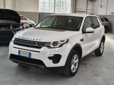 Usata Land Rover Discovery Sport HSE Luxury 110 CV (80 kW) 2016 Bianco SUV