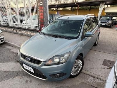 Usata Ford Focus 90 CV (66 kW) 2009 Grigio Station wagon
