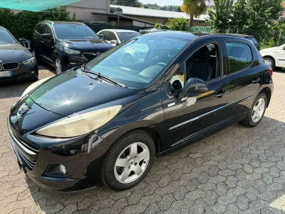 Usata Peugeot 207 95 CV (69 kW) 2010 Other Berlina