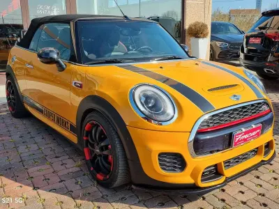 Begagnad Mini John Cooper Works Cabriolet