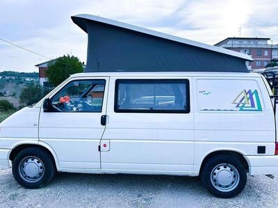 Begagnad VW T4 California 68 HK (50 kW) 1994 Vit Van