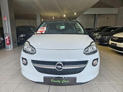 Usata Opel Adam Glam 87 CV (63 kW) 2014 Bianco Utilitaria