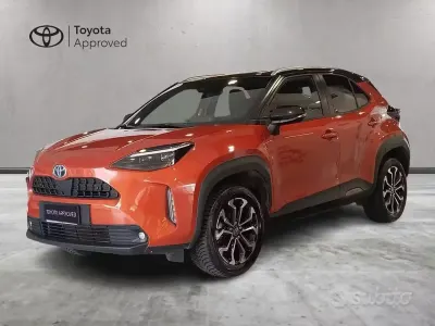 Usata Toyota Yaris Cross Trend 92 CV (67 kW) 2022 Rosso SUV