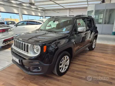 Usata Jeep Renegade Limited 140 CV (102 kW) 2017 Nero SUV