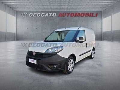 Begagnad Fiat Doblò 95 HK (69 kW) 2018 Blå Minibuss