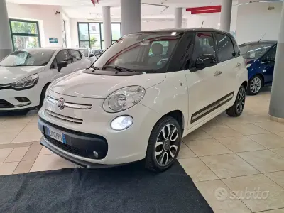 Usata Fiat 500L Lounge 85 CV (62 kW) 2013 Bianco Monovolume