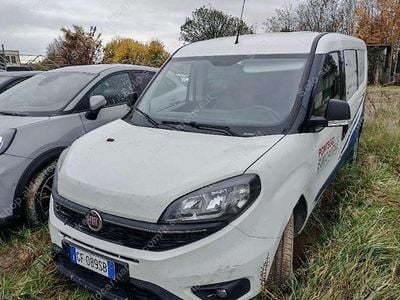 Usata Fiat Doblò 105 CV (77 kW) 2021 Bianco Monovolume