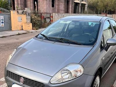 Usata Fiat Grande Punto 75 CV (55 kW) 2009 Grigio Utilitaria