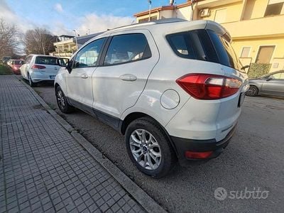 Usata Ford Ecosport Titanium 95 CV (69 kW) 2017 Bianco SUV
