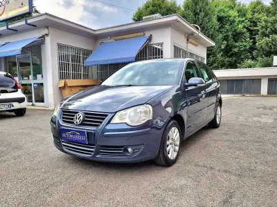 Usata VW Polo Comfortline 69 CV (50 kW) 2008 Blu/azzurro Utilitaria
