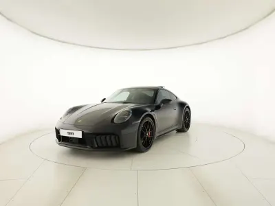 Nuova Porsche 911 Carrera GTS 581 CV (427 kW) 2026 Nero jet metallizzato
