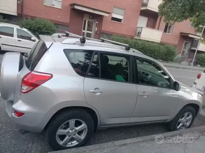 Usata Toyota RAV4 2006 Grigio SUV
