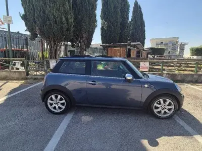 Begagnad Mini Cooper 109 HK (80 kW) 2009 Blå Halvkombi