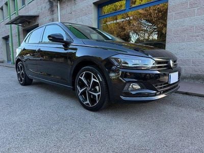 Gebraucht VW Polo R-line 110 PS (80 kW) 2022 Schwarz Limousine