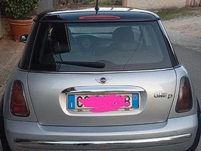 Usata Mini ONE 75 CV (55 kW) 2003 Grigio Utilitaria