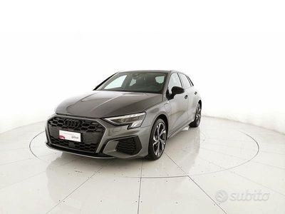 Usata Audi A3 S-Line 245 CV (180 kW) 2023 Grigio Berlina