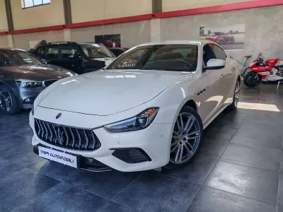Usata Maserati Ghibli 349 CV (256 kW) 2020 Bianco Berlina