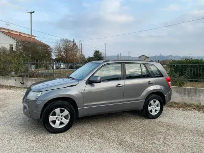 Usata Suzuki Grand Vitara 129 CV (94 kW) 2007 Grigio SUV