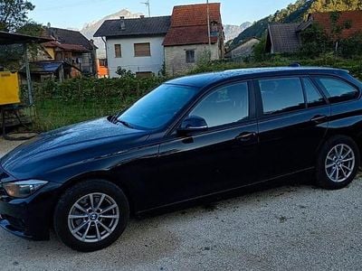 Usata BMW 318 143 CV (105 kW) 2014 Nero Station wagon