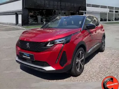 Usata Peugeot 3008 GT 131 CV (96 kW) 2023 Rosso SUV