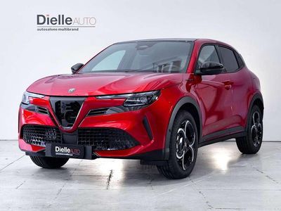 Nuova Alfa Romeo GT Junior Edizione Speciale 145 CV (106 kW) 2025 Rosso brera metallizzato SUV
