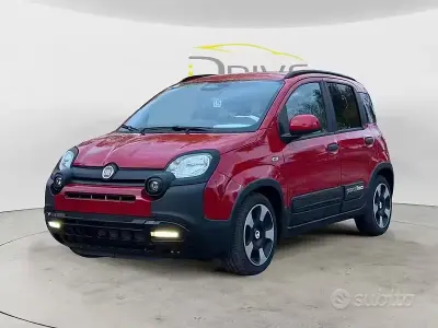Occasion Fiat Panda Cross Cross 69 ch (50 kW) 2025 Rouge Citadine