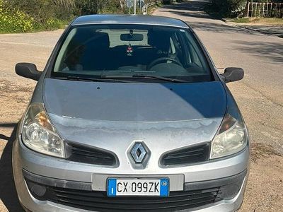 Usata Renault Clio II 2006 Berlina