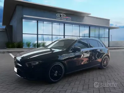 Usata Mercedes A180 Premium 116 CV (85 kW) 2019 Nero Berlina