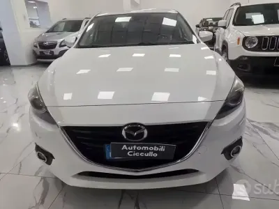 Usata Mazda 3 Exceed 105 CV (77 kW) 2016 Bianco Berlina