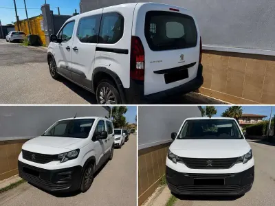 Usata Peugeot Rifter Allure 102 CV (75 kW) 2023 Bianco Monovolume