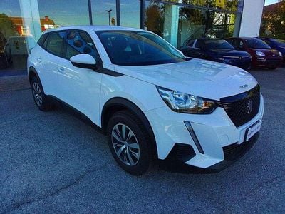 Usata Peugeot 2008 Active 110 CV (80 kW) 2021 Bianco SUV