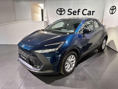 Usata Toyota C-HR Active 140 CV (102 kW) 2024 Blu SUV