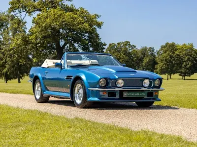 Usata Aston Martin V8 Vantage 438 CV (322 kW) 1989 Blu Cabrio