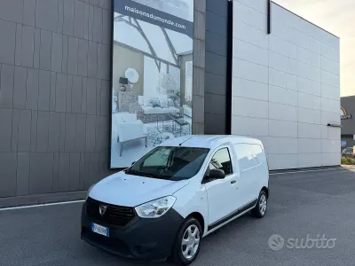 Usata Dacia Dokker 102 CV (75 kW) 2018 Bianco Monovolume